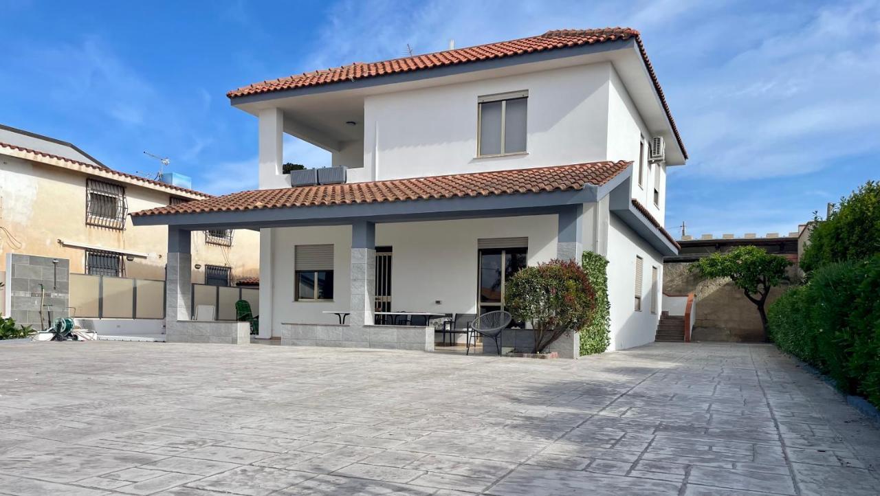 Acquamarina Apartment Marzamemi Bagian luar foto